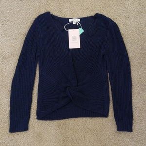❤NWT❤ Navy sweater
